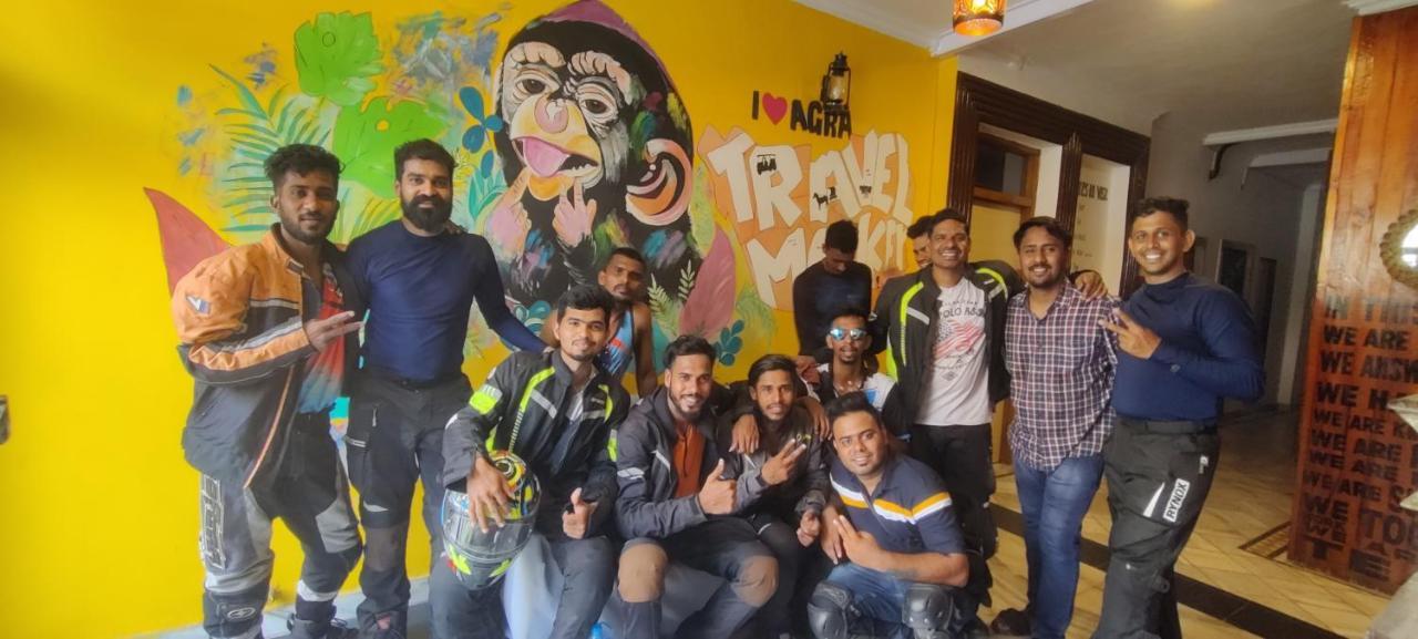 Travel Monkey Hostel Agra  Eksteriør billede