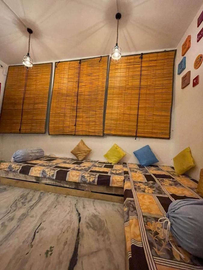 Travel Monkey Hostel Agra  Eksteriør billede