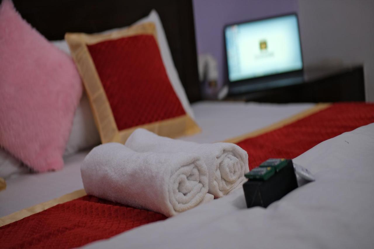 Travel Monkey Hostel Agra  Eksteriør billede
