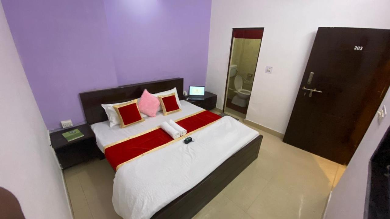 Travel Monkey Hostel Agra  Eksteriør billede