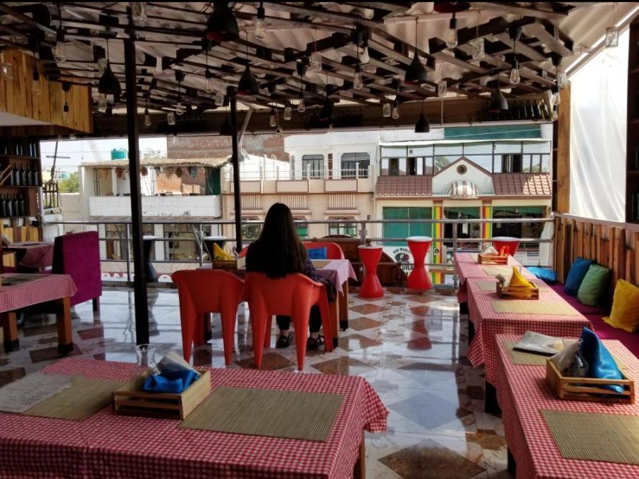 Travel Monkey Hostel Agra  Eksteriør billede