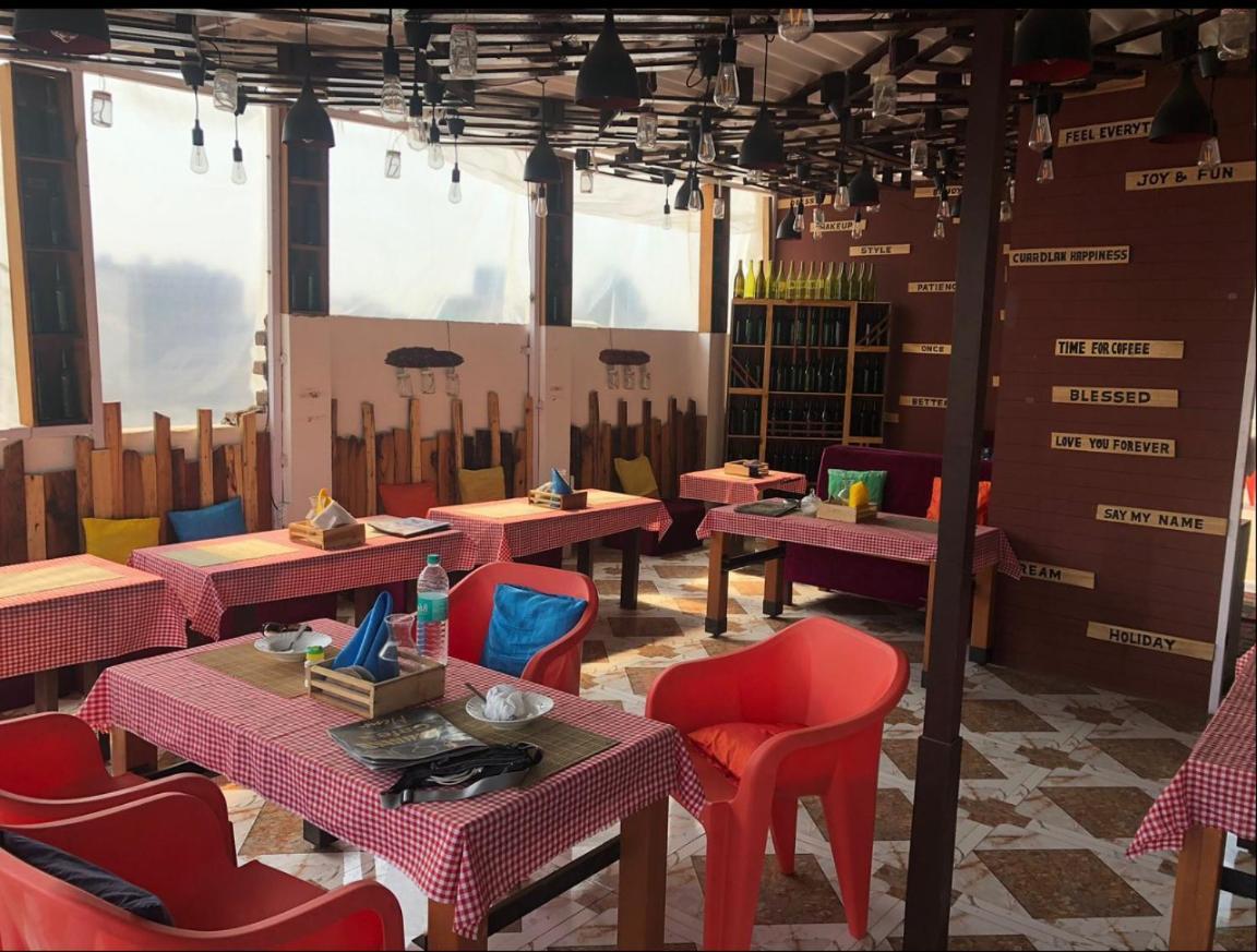 Travel Monkey Hostel Agra  Eksteriør billede