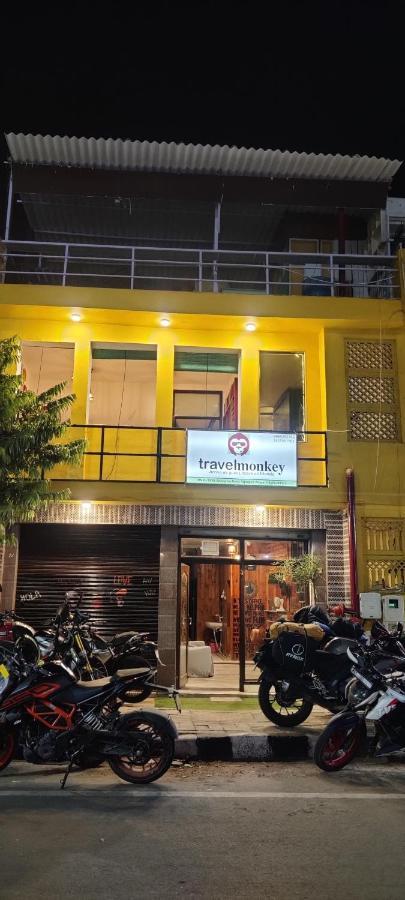 Travel Monkey Hostel Agra  Eksteriør billede